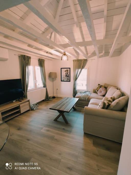 Villa Plane Tree House Proti