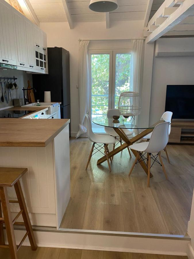 Plane Tree House Villa